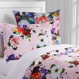Pottery Barn Kids Hannah Floral Organic Duvet
